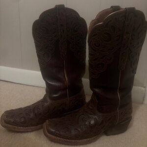 Ariat boots women